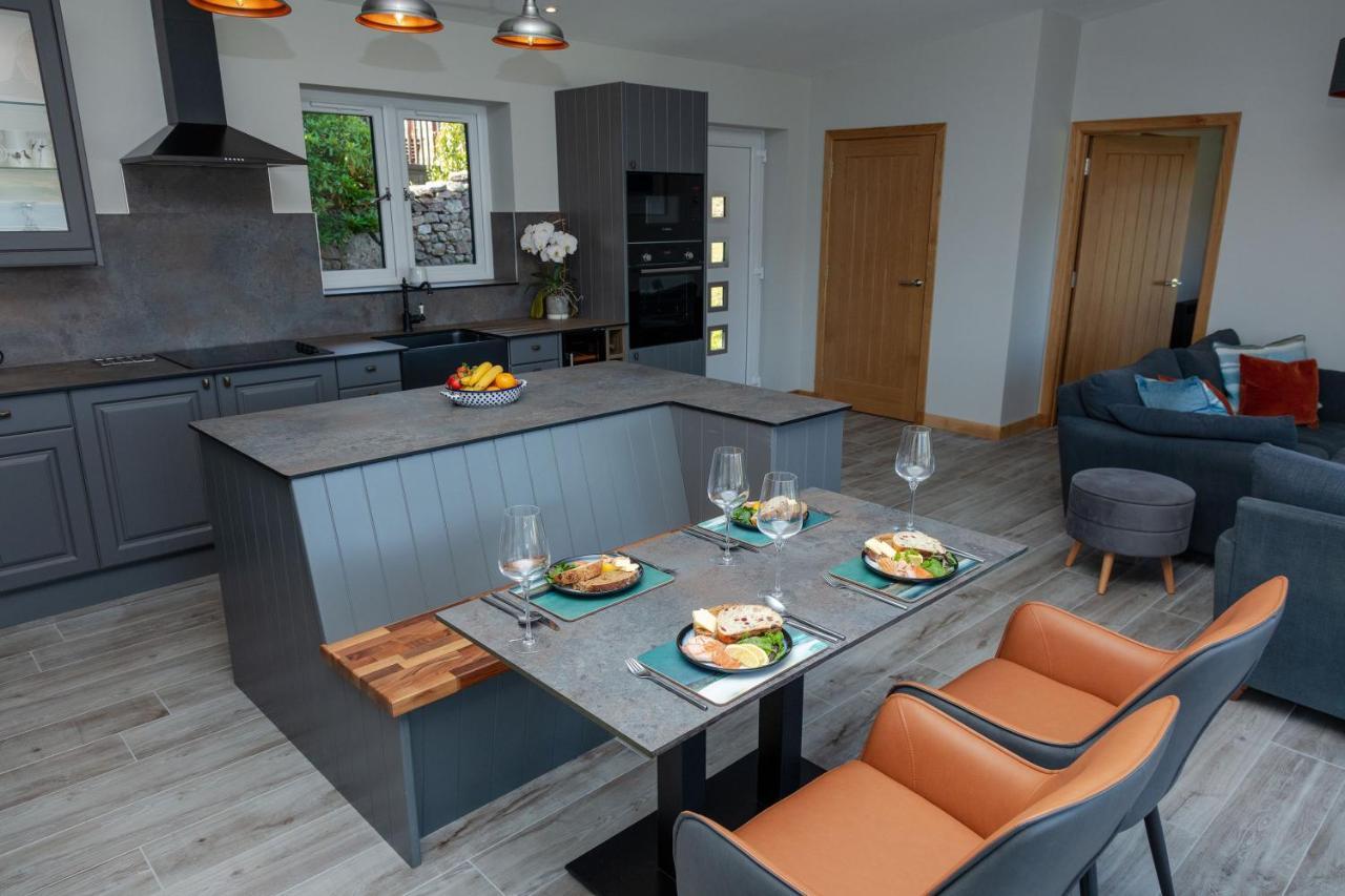 Birches Lodge With Hot Tub Dundonnell Buitenkant foto